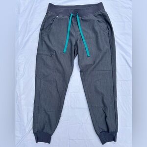 Figs Technical Collection grey mid rise
Zamora Jogger Scrub Pants PO# 2277